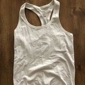 FINAL SALE // White lululemon tank